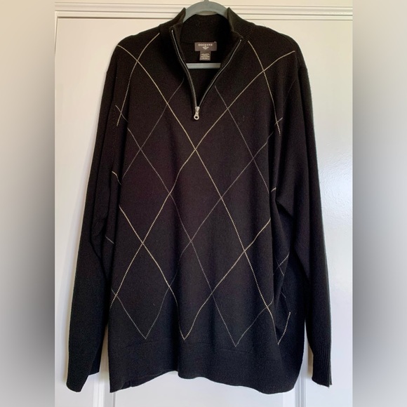 LN DOCKERS 6” ZIP FRONT SWEATER. CLASSIC DESIGN. PERFECT CONDITION - Picture 2 of 5